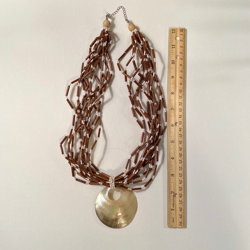 Shell beaded necklace - Picture 4 of 5